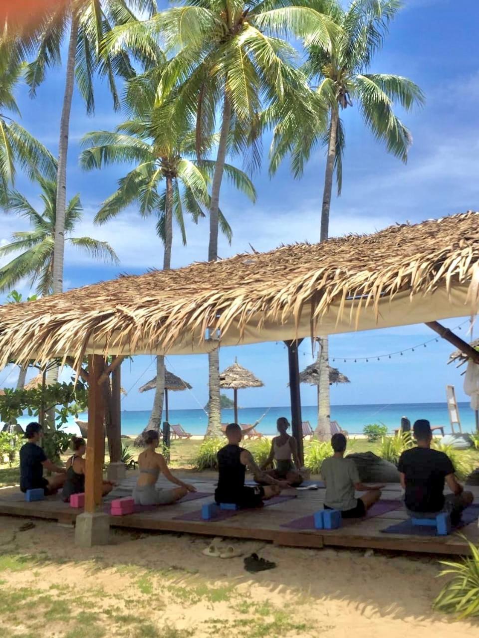 Eco Sanctuaries Nature Lodge Nacpan Beach, El Nido Exterior photo